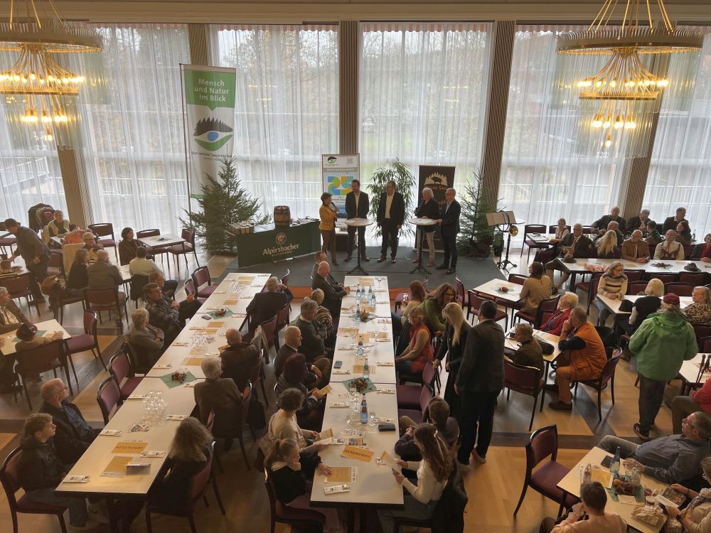 Ein voller Saal bei der Naturpark-Genuss-Messe in Freudenstadt