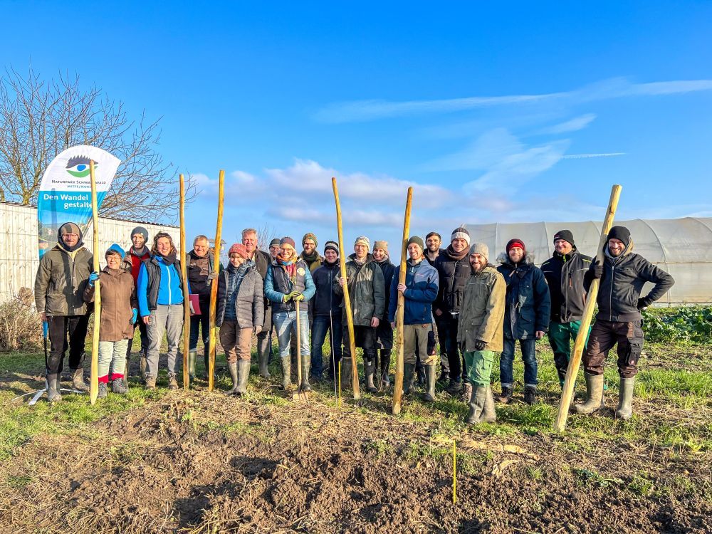 Gruppenbild von den Landwirtinnen und Landwirten, die am Projekt teilnehmen.